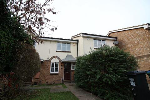 2 bedroom house to rent, Avenue Terrace, Oxhey Village