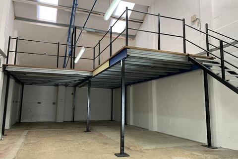 Industrial unit to rent, Unit 25 The Tanneries, Brockhampton Lane, Havant, PO9 1JB