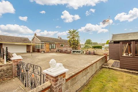 2 bedroom detached bungalow for sale, Holt Road, North Elmham