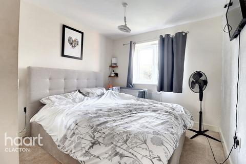 6 Barley Road, Kirby Cross, Frinton-on-sea, CO13 0FR