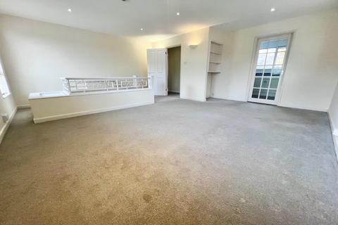 2 bedroom flat to rent, Havelock Road, Southampton SO31