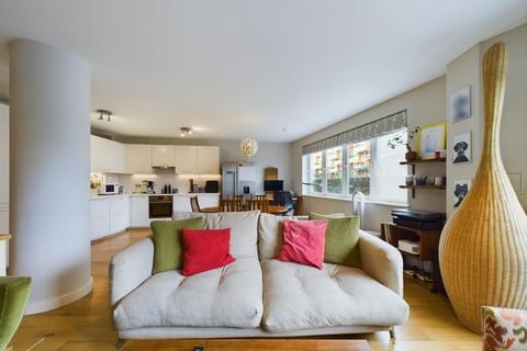 2 bedroom apartment for sale, Steedman Street, Elephant & Castle, London, SE17