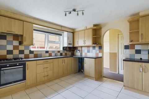 3 bedroom terraced house to rent, Cowper Road, Peterborough, Cambridgeshire, PE1 3JX