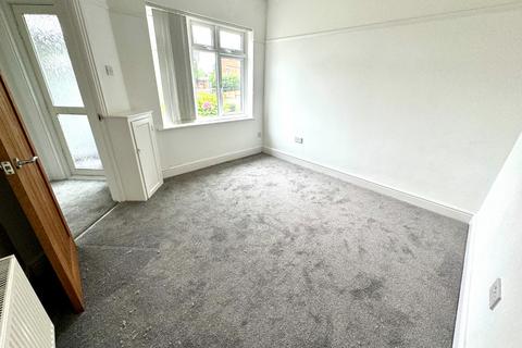 3 bedroom semi-detached bungalow for sale, Crawley Green Road, Luton