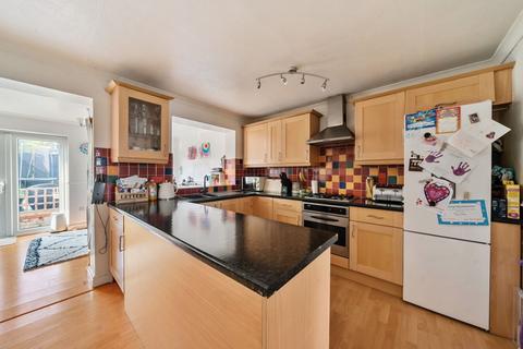 4 Bevery Close, Oakley, Bedford, MK43 7SH