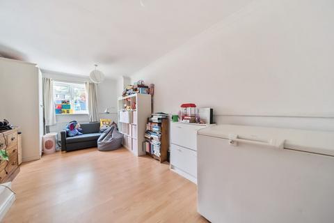4 Bevery Close, Oakley, Bedford, MK43 7SH