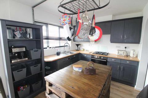 26 Chadwick Way, Kirkby, Liverpool, L33 4GB