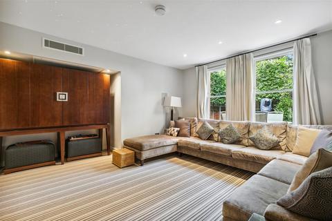 7 bedroom semi-detached house for sale, South Parade, London, W4