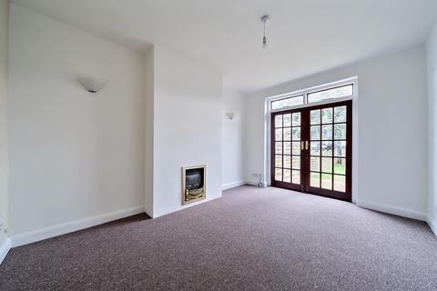 3 bedroom terraced house for sale, Faringdon Avenue, Bromley