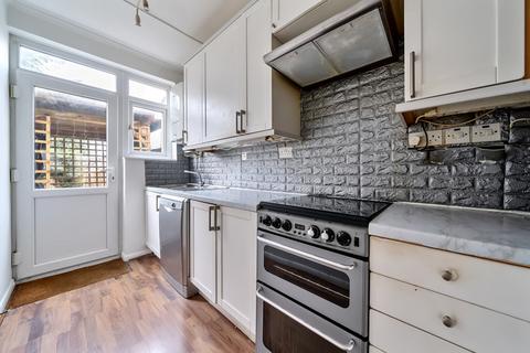 30 Faringdon Avenue, Bromley, BR2 8BS