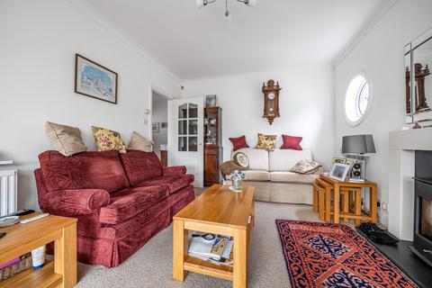 64 King Edward Road, Barnet, EN5 5AU
