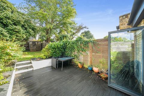 42 Croft Road, Bromley, BR1 4DR