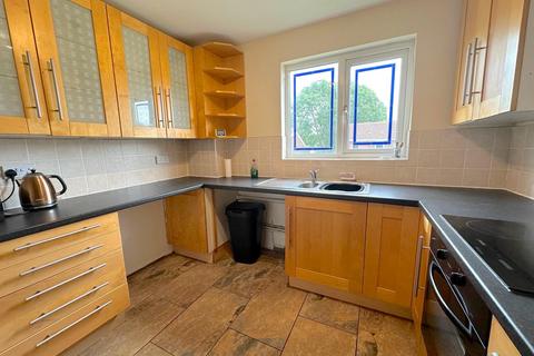 17 Bardwell Close, Wolverhampton, WV8 1YB