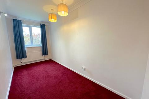 17 Bardwell Close, Wolverhampton, WV8 1YB