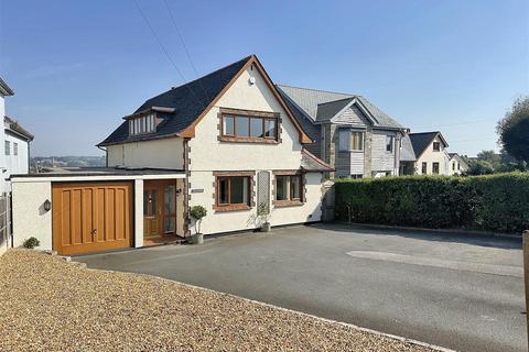 4 bedroom detached house for sale, Daniell Road, Truro