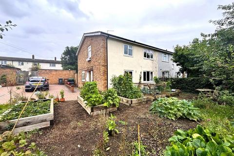 3 bedroom semi-detached house for sale, Greenways, Stevenage