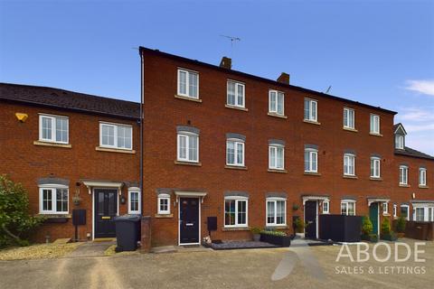 4 bedroom townhouse for sale, Ealand Street, Burton-On-Trent DE13