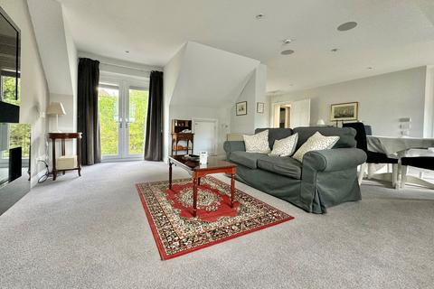 3 bedroom penthouse for sale, Avonpark, Limpley Stoke