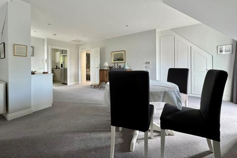 3 bedroom penthouse for sale, Avonpark, Limpley Stoke