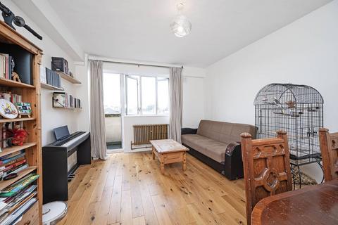 1 bedroom flat for sale, (OIEO £325,000) Ansell House, Mile End Road, Whitechapel, London, E1