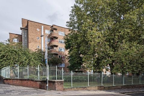 Flat 22, Ansell House Mile End Road, London, E1 4UU