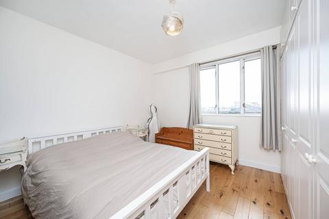 1 bedroom flat for sale, (OIEO £325,000) Ansell House, Mile End Road, Whitechapel, London, E1