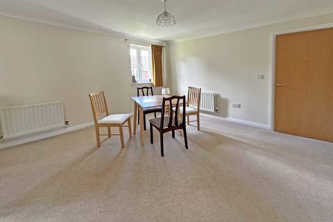 5 Curie Mews, Exeter, EX2 4TB