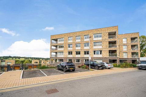 3 bedroom flat for sale, Medawar Drive, Mill Hill East, London, NW7