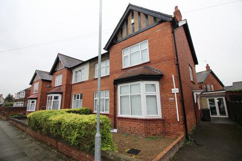 1 bedroom in a house share to rent, West Crescent, Darlington, County Durham