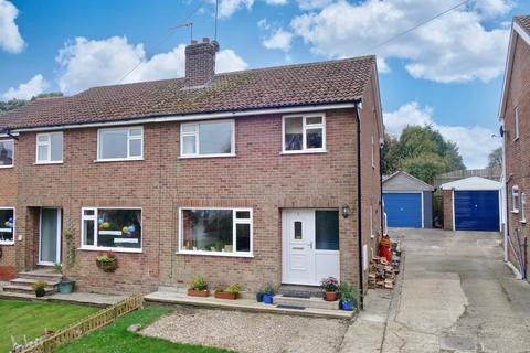 3 bedroom semi-detached house for sale, Back Street, Fridaythorpe