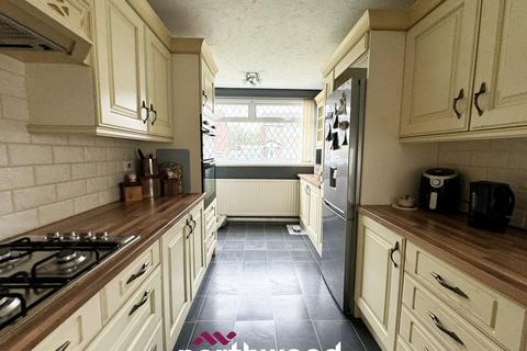 32 Newfields Avenue, Moorends, Doncaster, DN8 4SA