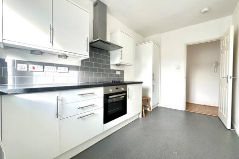 2 bedroom apartment to rent, Knighton Park Road London SE26