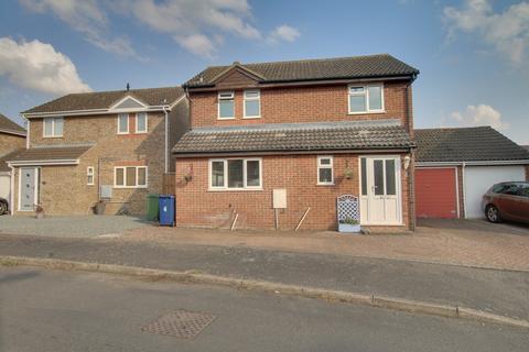 3 bedroom detached house for sale, High Meadow, Bury