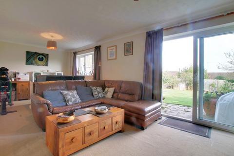 3 bedroom detached house for sale, High Meadow, Bury