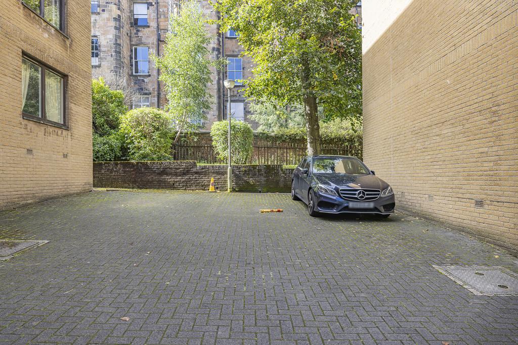 37-10 Park Circus Place Flat 1.3 15