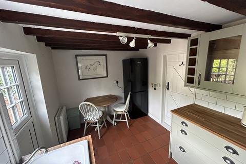 2 bedroom cottage to rent, High Street, Suffolk IP6