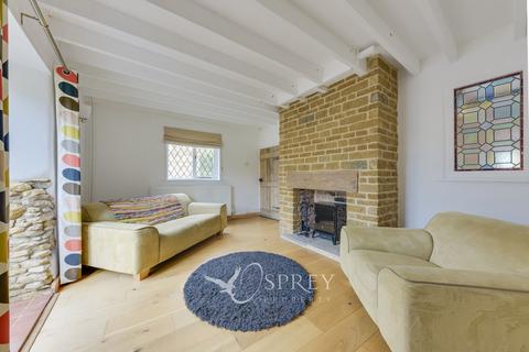 3 bedroom cottage to rent, Church Street, Oakham LE15