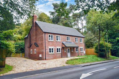 5 bedroom detached house for sale, Newcastle Road, Loggerheads