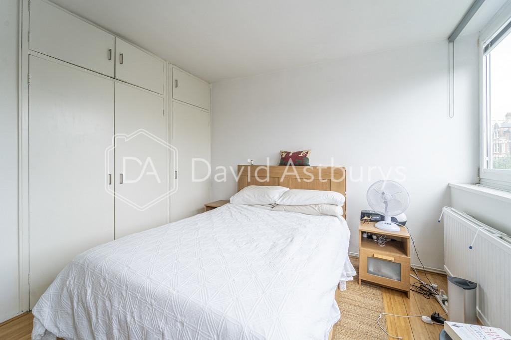 Ndb05598