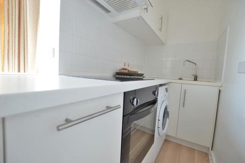 undefined, Hencroft Street South, Slough