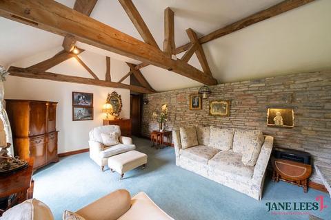 The Stables, Cleeve Prior Manor Bidford Road, Cleeve Prior, Evesham, WR11 8LQ