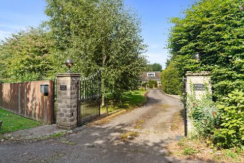 3 bedroom detached bungalow for sale, Old Pool Bank, Pool LS21