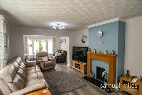 4 bedroom detached bungalow for sale, Merlin Way, Swindon SN3