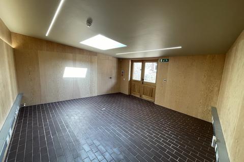 Office to rent, Studio 1 Adj. to The Cross School, Deeping St James