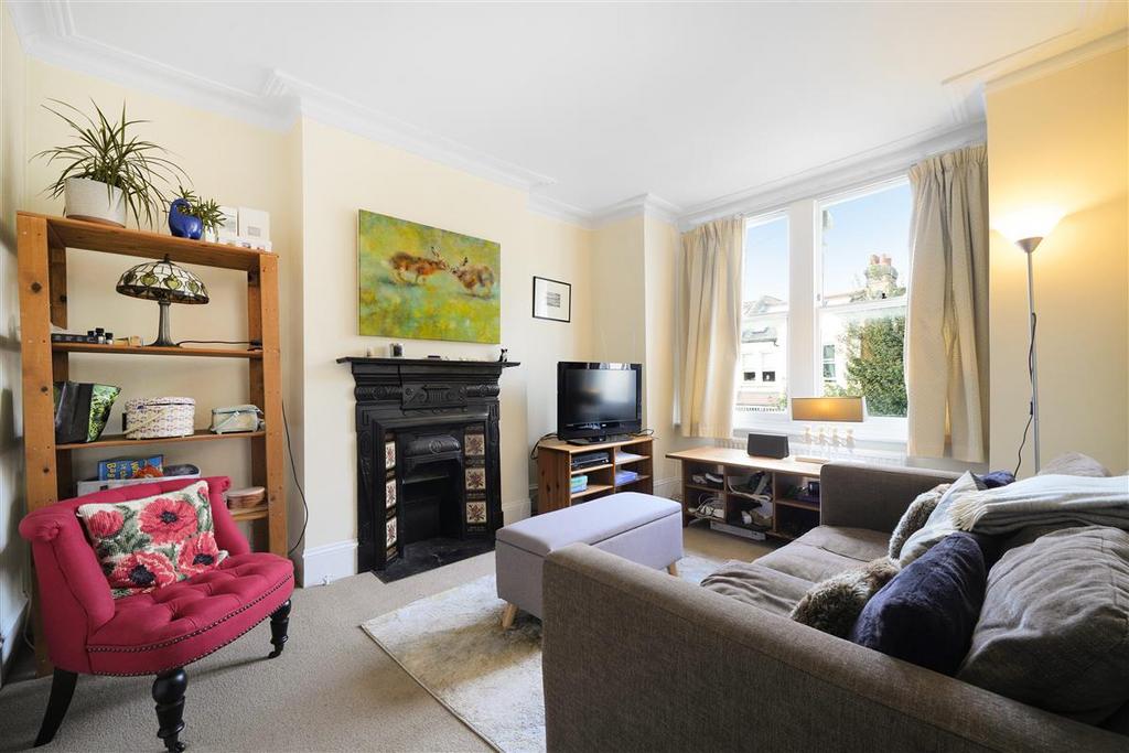 Trentham Street, SW18 2 bed flat for sale £650,000