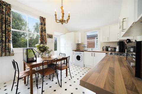 39a Trentham Street, London, SW18 5AS