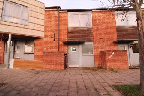 7 Coningsby Avenue, London, NW9 5BL