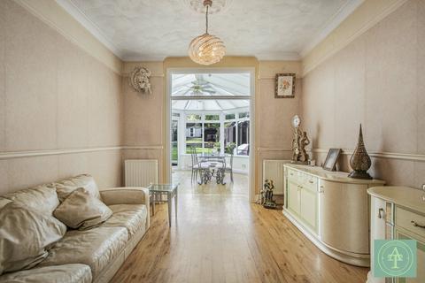 4 bedroom semi-detached house for sale, The Orchard, N21