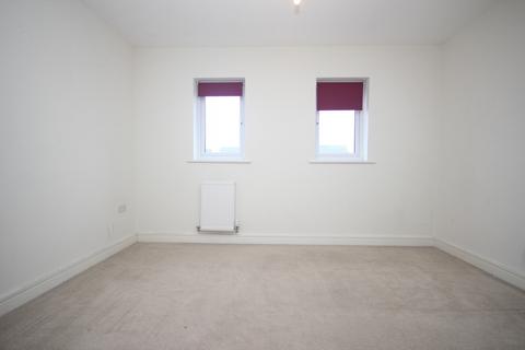 4 bedroom end of terrace house to rent, Granby Way, Plymouth PL1