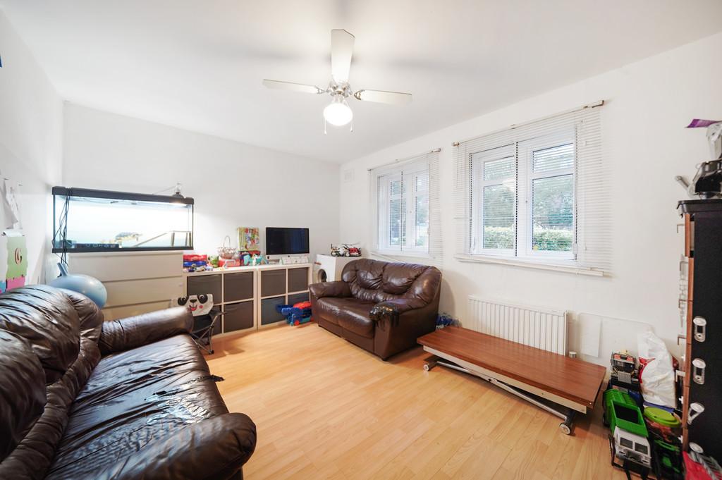 218 Brentfield Road - 3f TG8i E7 Zsma5 JAOmhyj